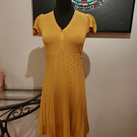 ba&sh Mustard Mini Dress with Short Sleeves 0185 - Picture 9 of 15